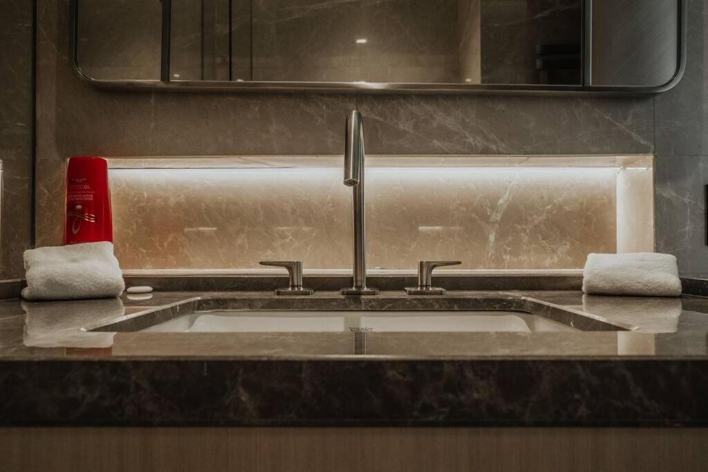 Serviced Luxurious 3+1 In Address Emaar Square Istanbul Bagian luar foto