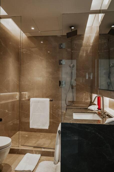 Serviced Luxurious 3+1 In Address Emaar Square Istanbul Bagian luar foto