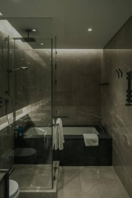 Serviced Luxurious 3+1 In Address Emaar Square Istanbul Bagian luar foto
